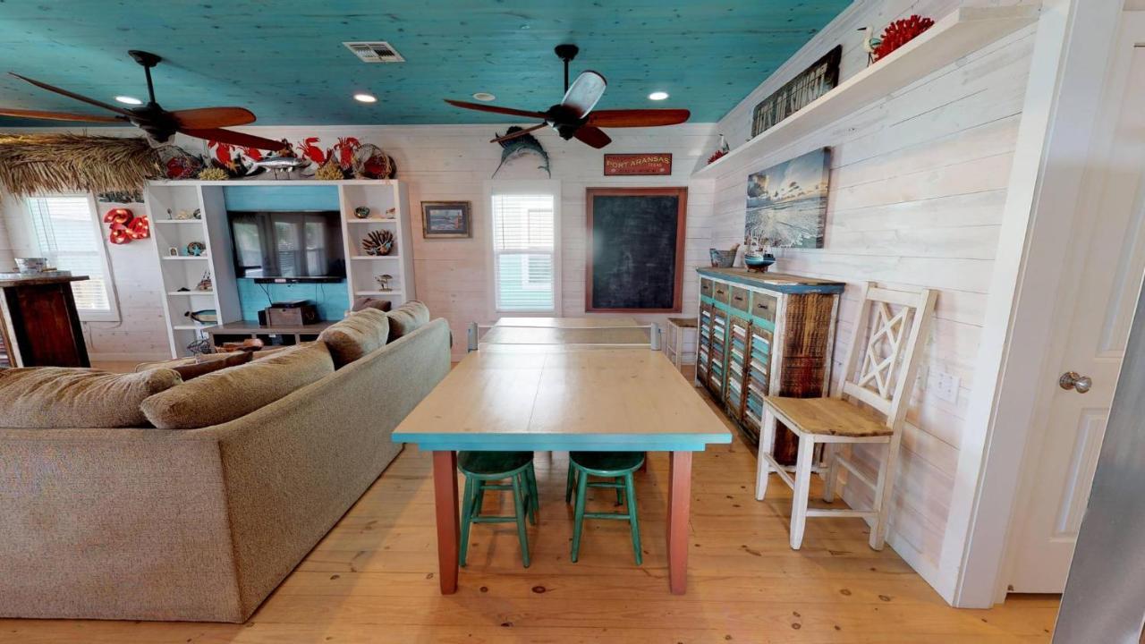 Ov30 Beach Home On Stilts, Indoor Tiki Bar, Ping Pong Table, Shared Pool, Near Beach Port Aransas Exterior photo