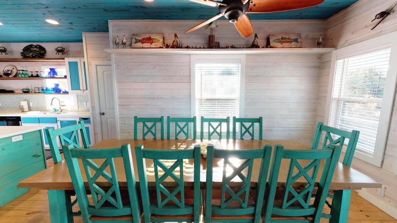 Ov30 Beach Home On Stilts, Indoor Tiki Bar, Ping Pong Table, Shared Pool, Near Beach Port Aransas Exterior photo