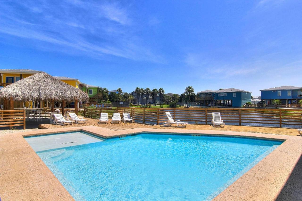 Ov30 Beach Home On Stilts, Indoor Tiki Bar, Ping Pong Table, Shared Pool, Near Beach Port Aransas Exterior photo